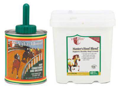 Product shot of hoof supplements Master’s Hoof Blend™ and Vita-Hoof®