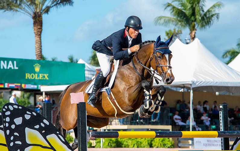 Vita Flex Victory Team Rider Todd Minikus and Horse
